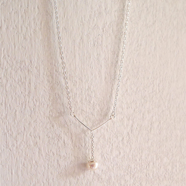 pearl y necklace